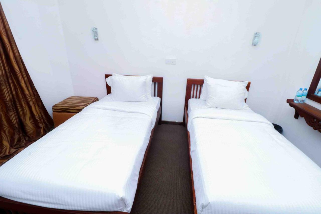 Yoho Pello Lake Resort 누와라 엘리야 외부 사진