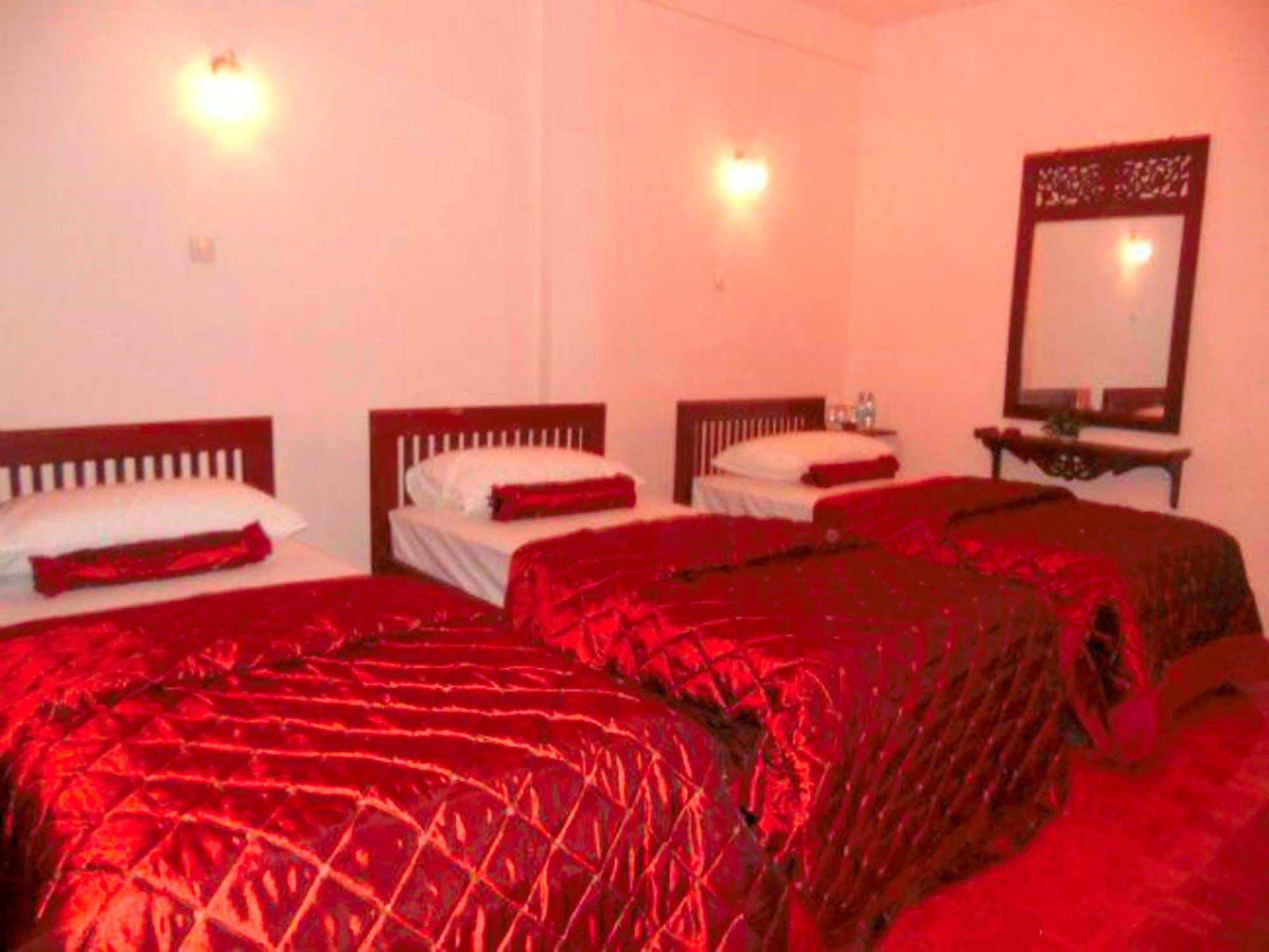 Yoho Pello Lake Resort 누와라 엘리야 외부 사진